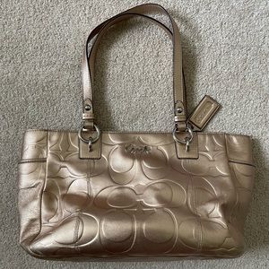 Coach Gallery Embossed C Gold Metallic Zipper Tote F17727